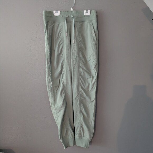 NWOT Lululemon Dance Studio Mid-Rise Jogger *Full Length - Picture 3 of 5